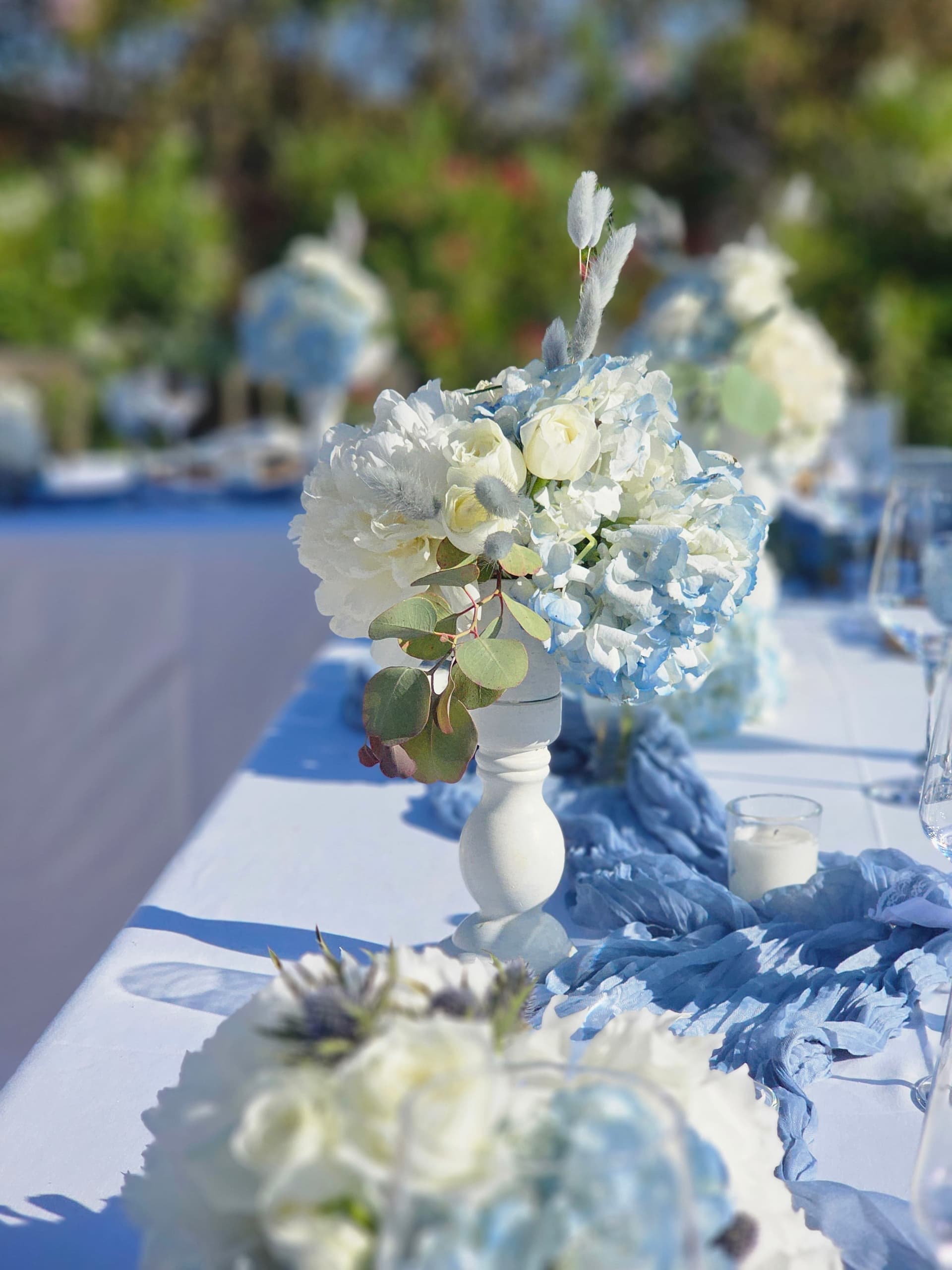 Nachhaltige Hochzeitsfloristik – Brautstrauß mit saisonalen Wildblumen von Elis Lambert
